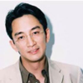 吳啟華參加玉溪美容文化節(jié)